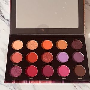 HIPDOT Zion Eyeshadow Palette